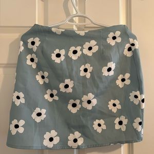 2 shein skirts never worn